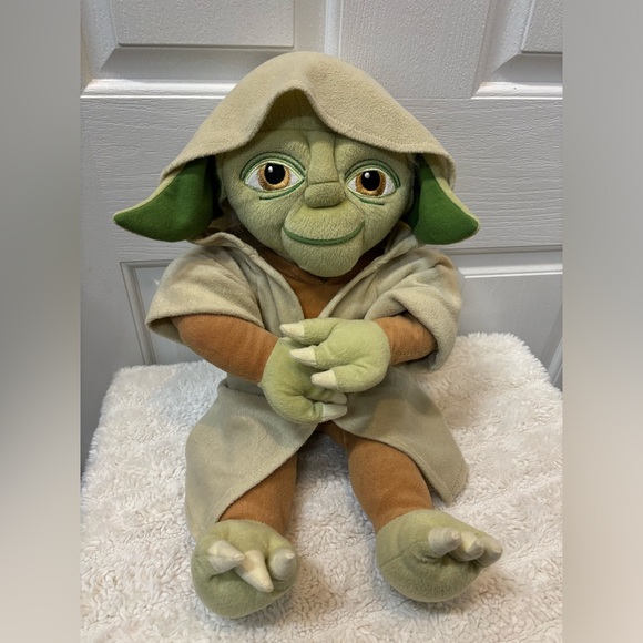 Yoda Star Wars Jay Franco Plush Lucas Film Stuffed Animal In Hooded Robe 17” - Picture 4 of 7